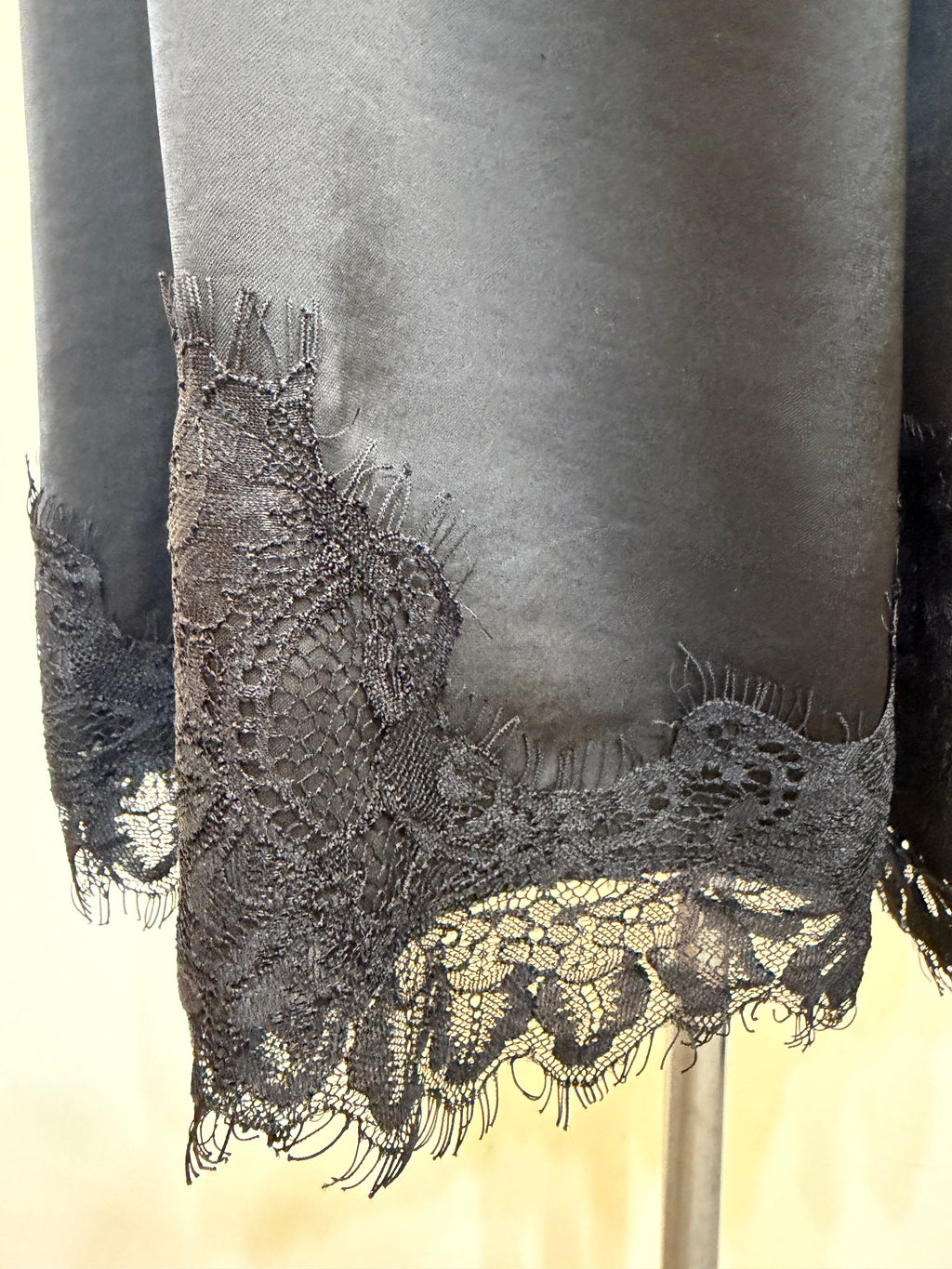 LUXE STITCHES H54 緞面闊腳裙褲 Satin Culottes 商品圖片