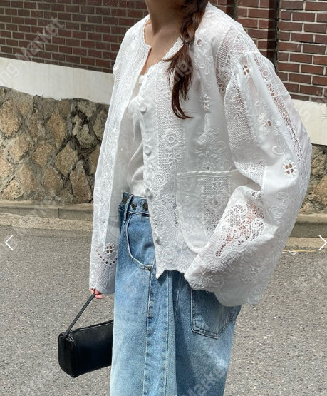 LVN60602韓國鏤空刺繡蕾絲短版外套｜韓系布包鈕輕薄 Jacket Korean Embroidered Lace Jacket