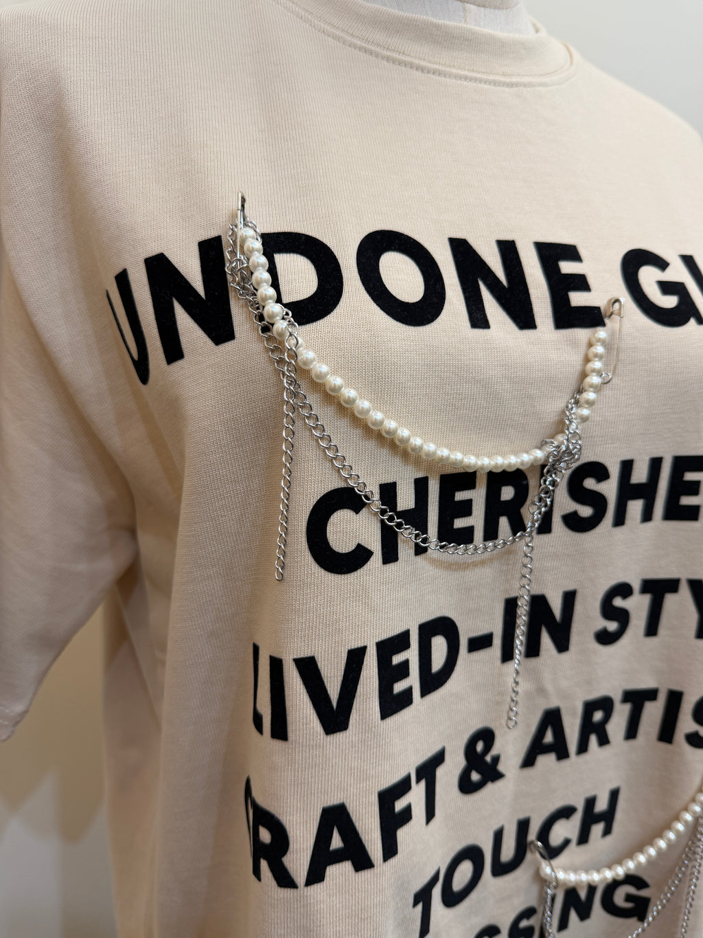 LUXE STITCHES H03 女裝上衣商品展示