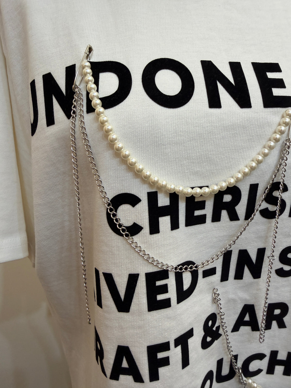 LUXE STITCHES H03 女裝上衣商品展示