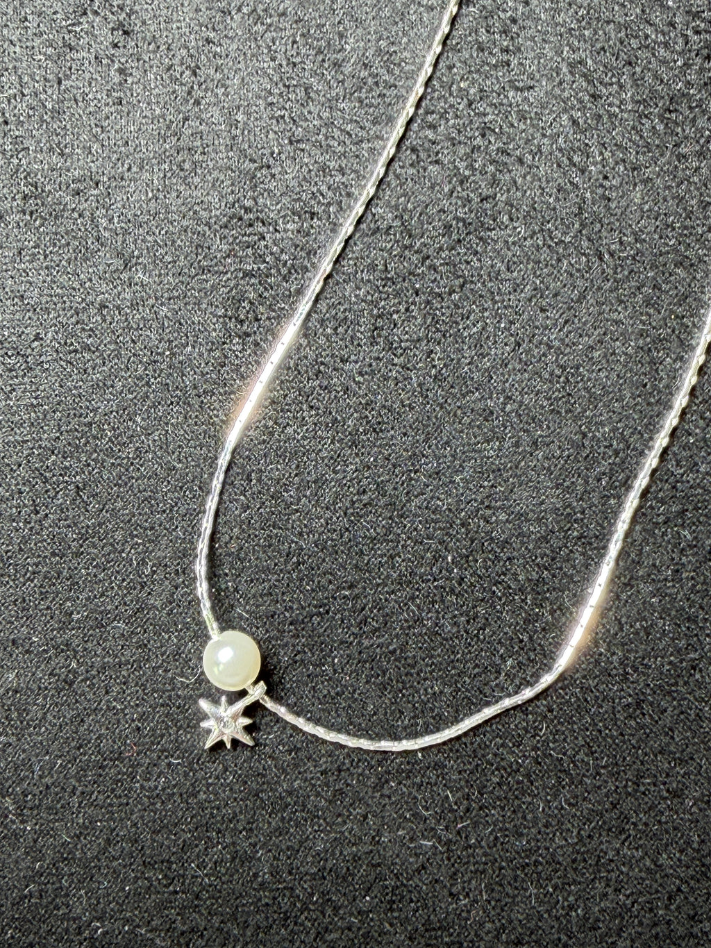 A26 Pearl Starburst Silver Necklace