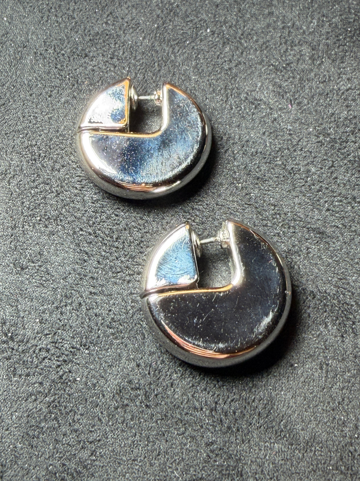 A44 Sculptural Disc Hoop Brass Earrings