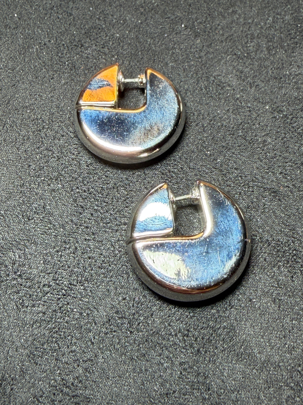 A44 Sculptural Disc Hoop Brass Earrings