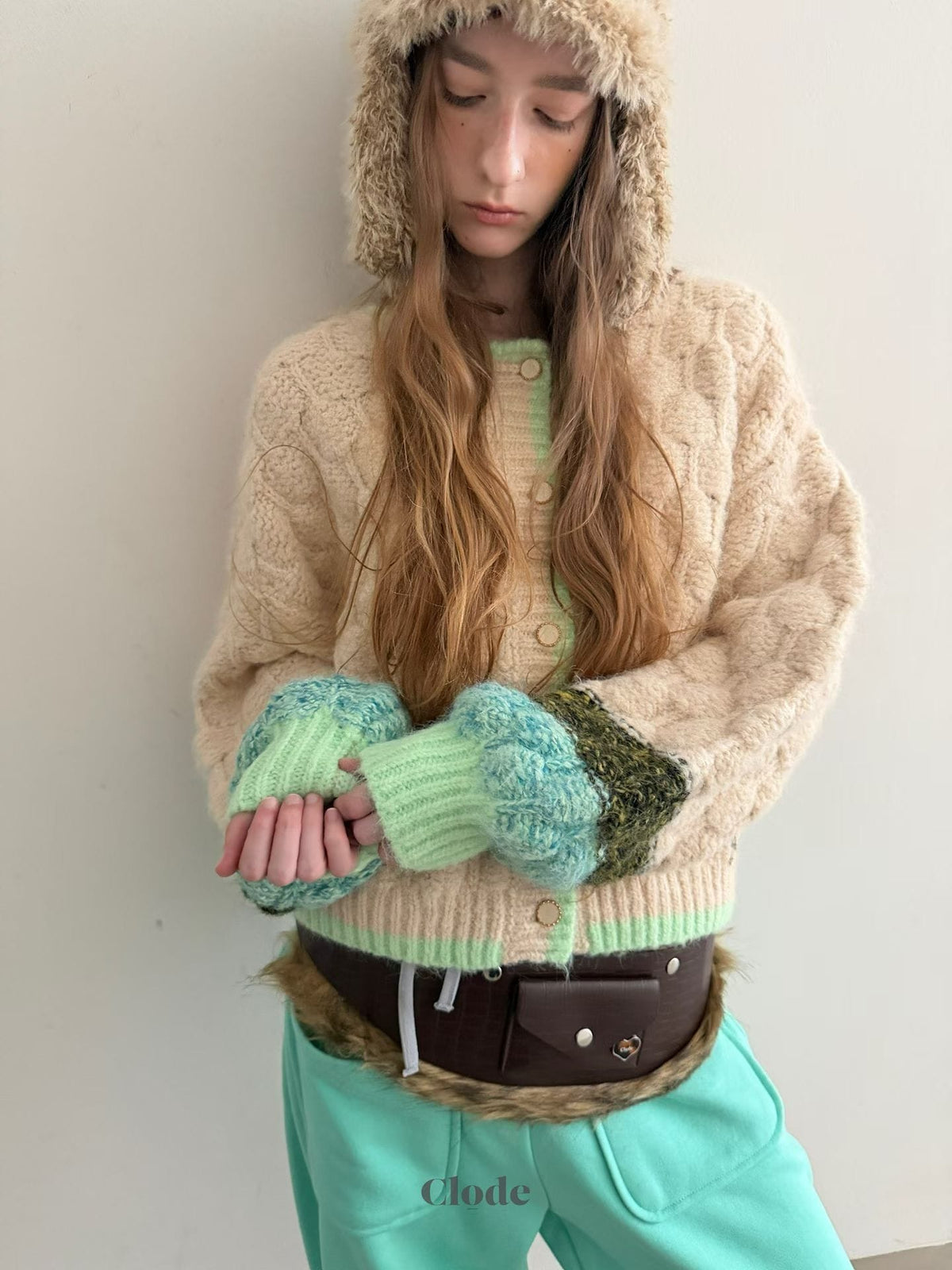 CL61010 撞色毛絨針織開襟外套實物圖 5