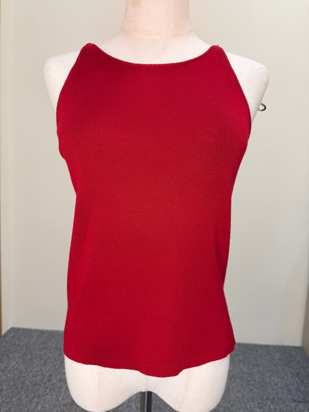 H42 Minimal Knit Sleeveless Top