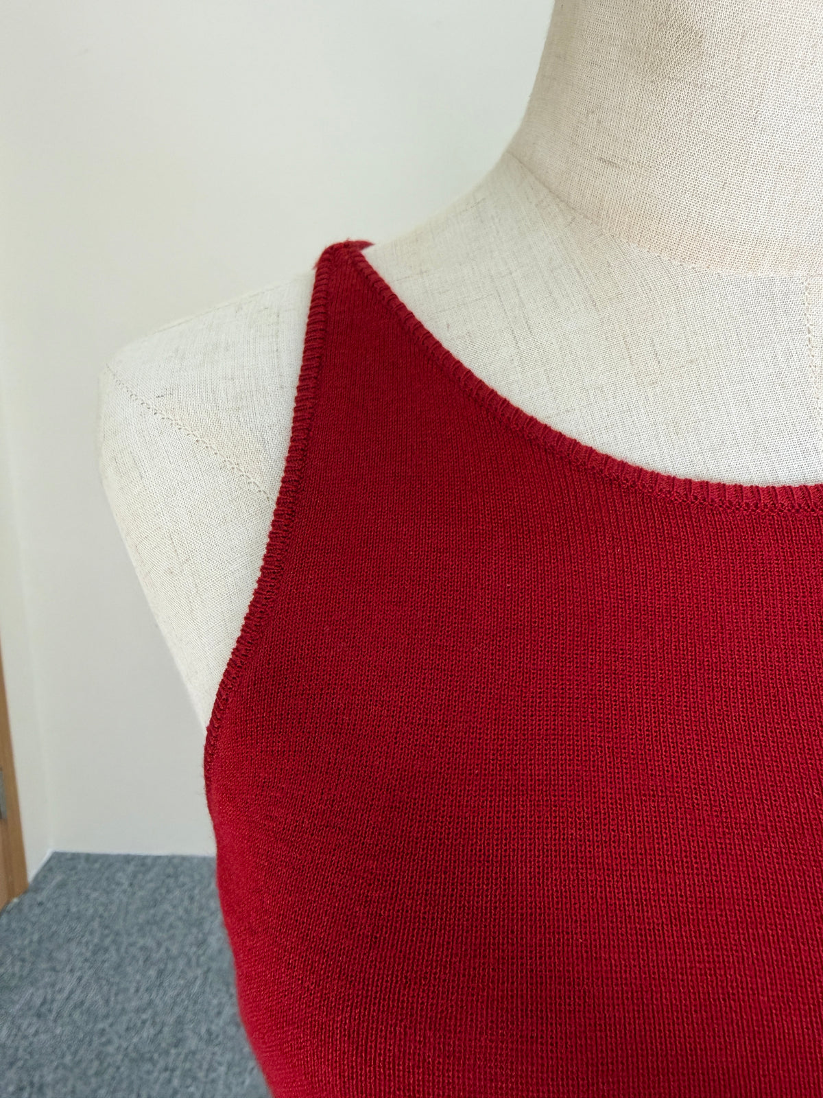H42 Minimal Knit Sleeveless Top