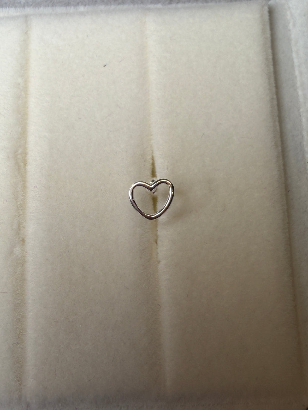 A07 Mini Orbit Single Silver Earring