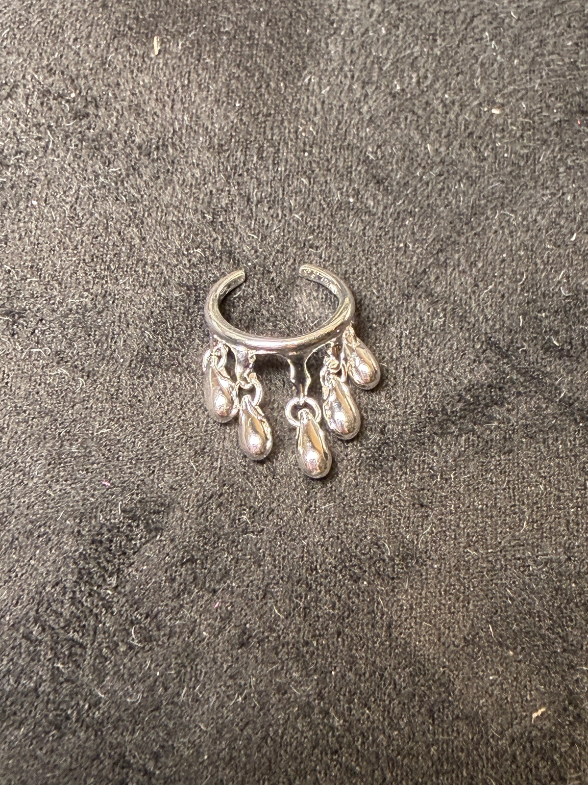A11 Silver Rain Drop Ear Cuff