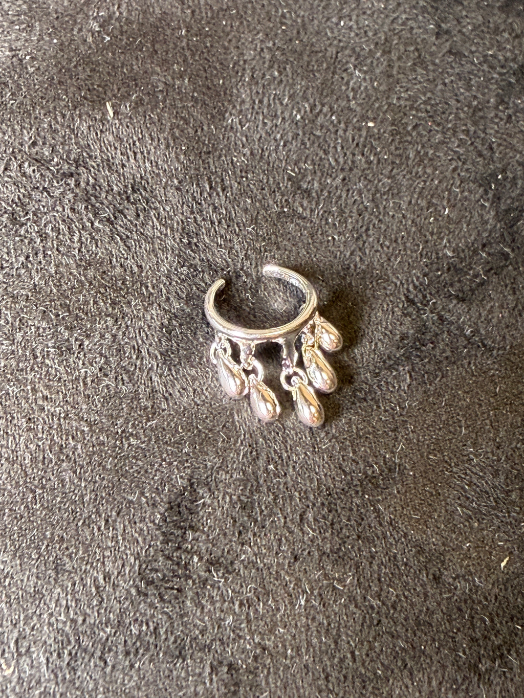 A11 Silver Rain Drop Ear Cuff