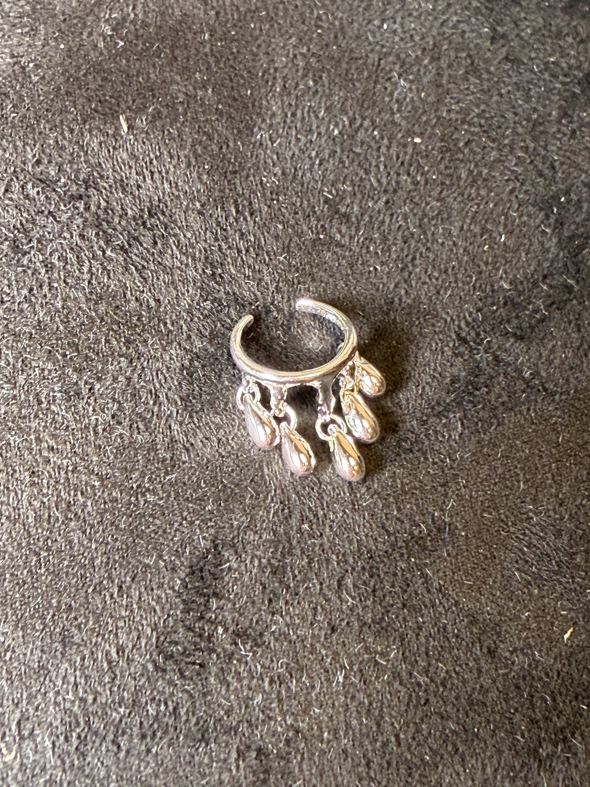 A11 Silver Rain Drop Ear Cuff