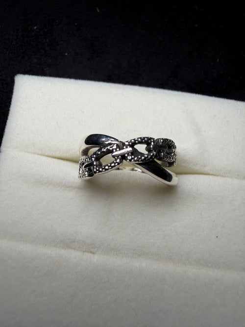 A13 Interwoven Chain Silver Ring
