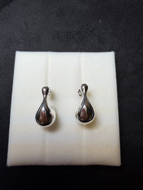 A14 Molten Teardrop Silver Earrings