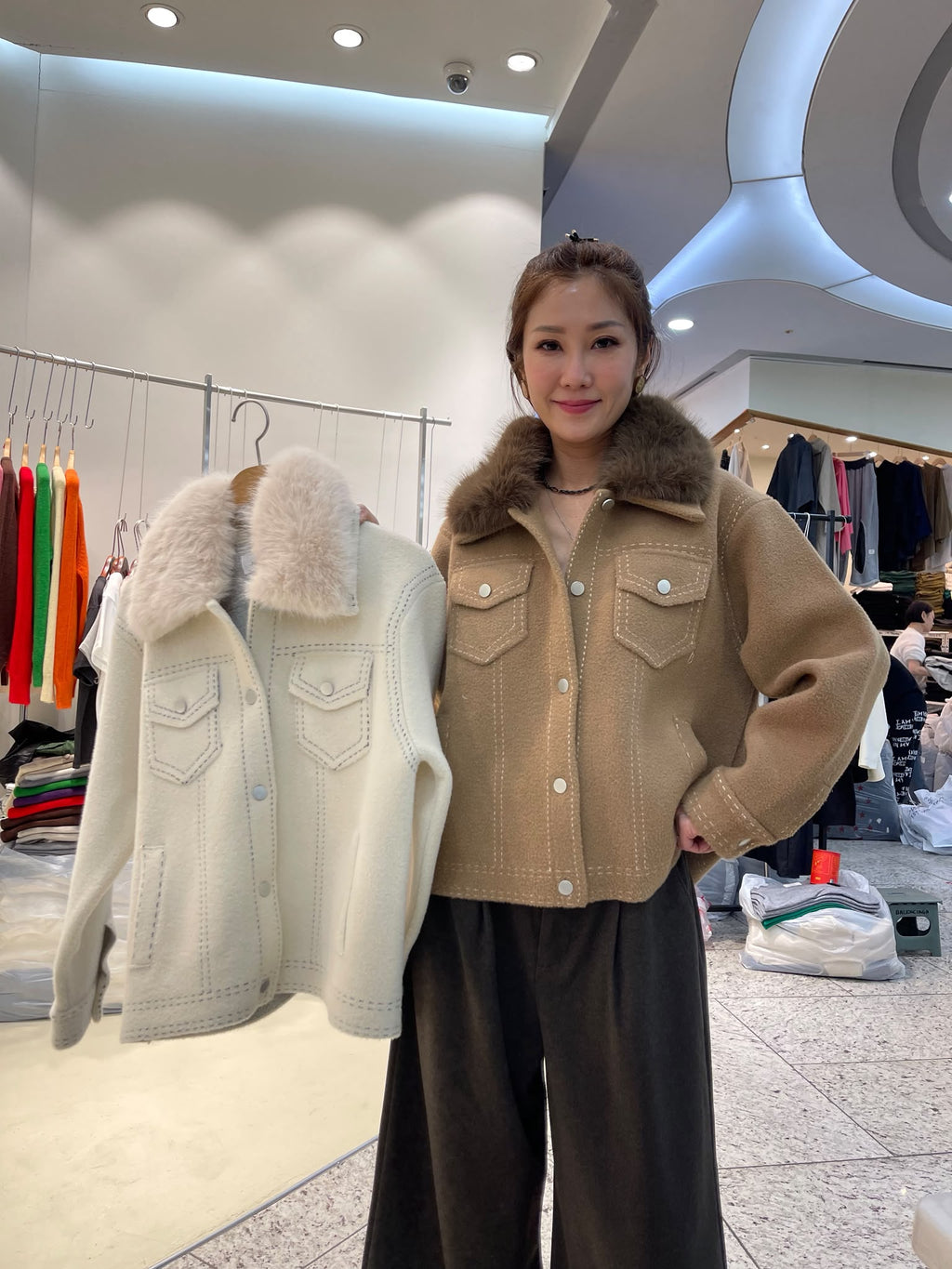 LUXE STITCHES INTRO ADORABLE LAD61014 毛感領明線口袋外套－商品圖片 1
