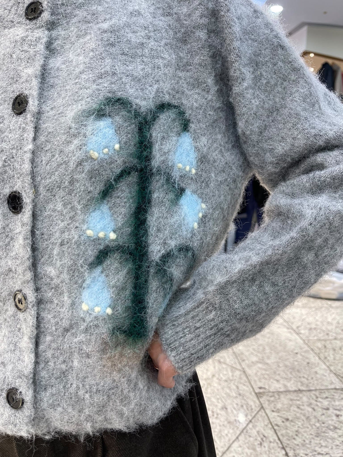 LUXE STITCHES INTRO ADORABLE LAD61018 花卉圖案圓領針織開衫－商品圖片 1