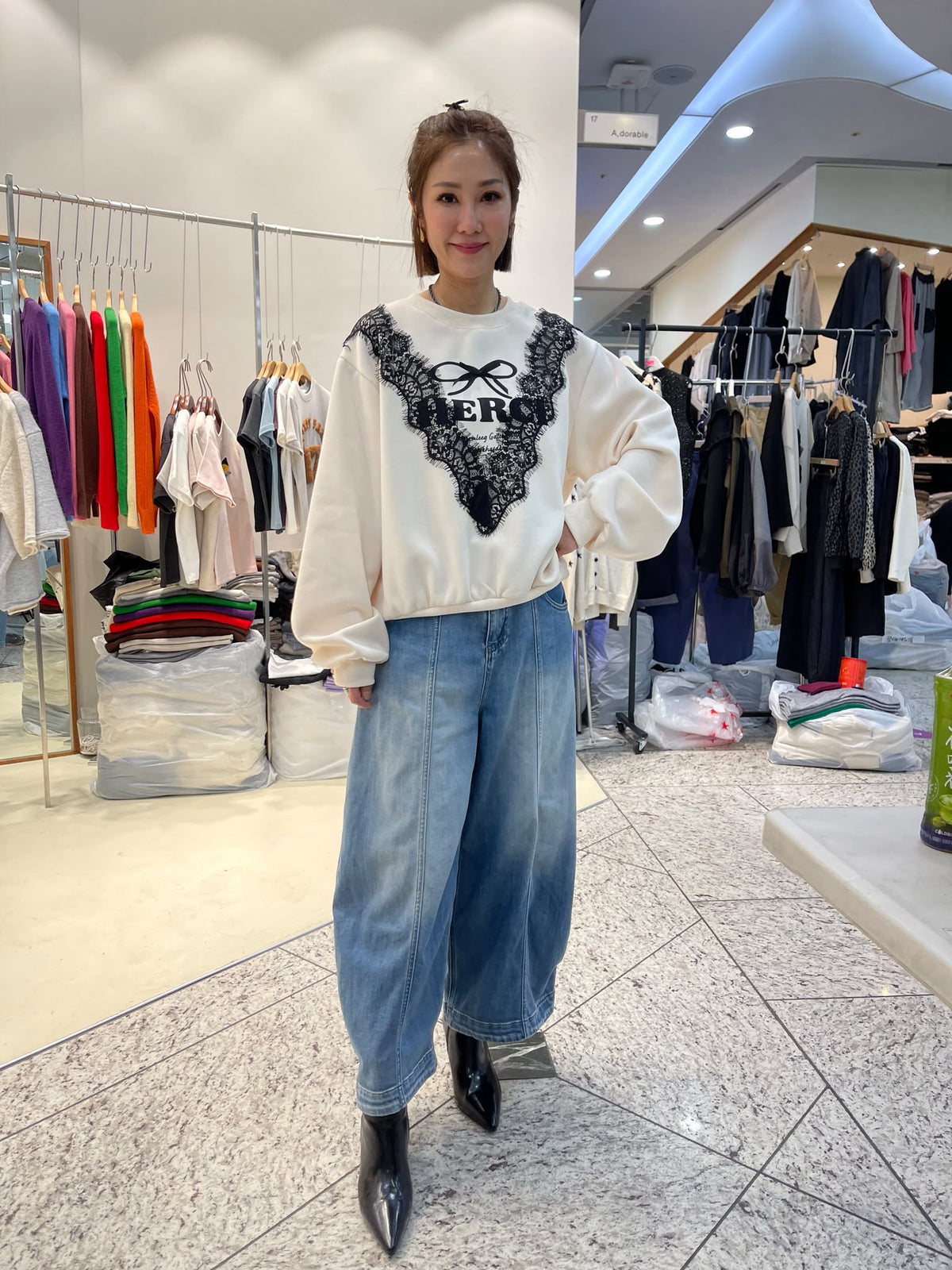 LUXE STITCHES INTRO ADORABLE LAD61027 V形蕾絲蝴蝶結圓領上衣－商品圖片 2