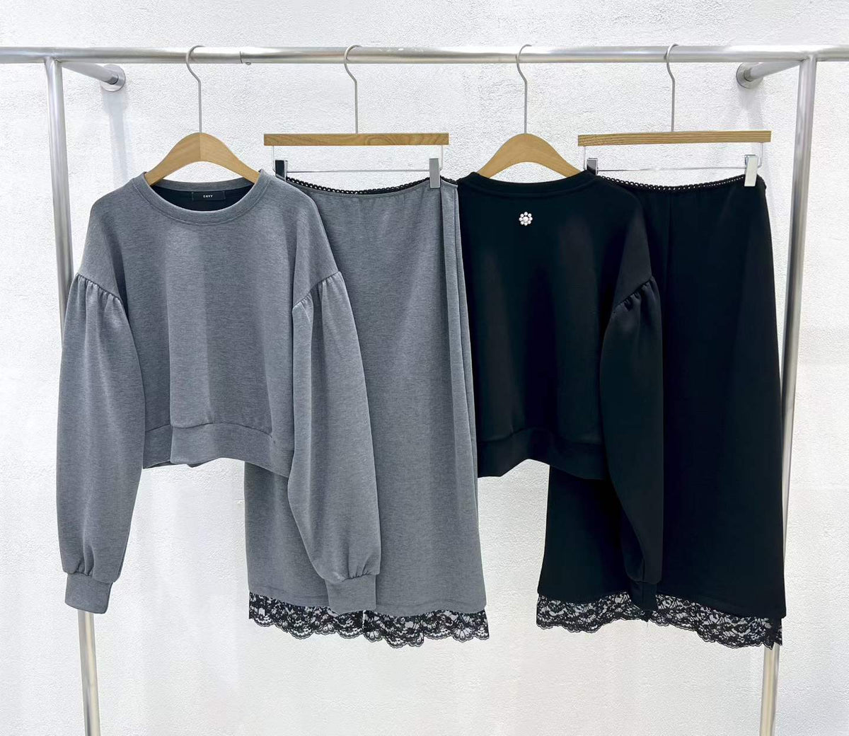E26 Pearl Lace Point Two-Piece Rose Setup (Bottom)