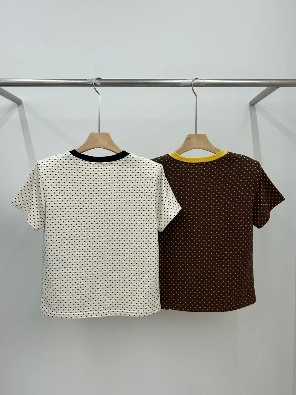 H27 波點字母撞色短袖 T-Shirt