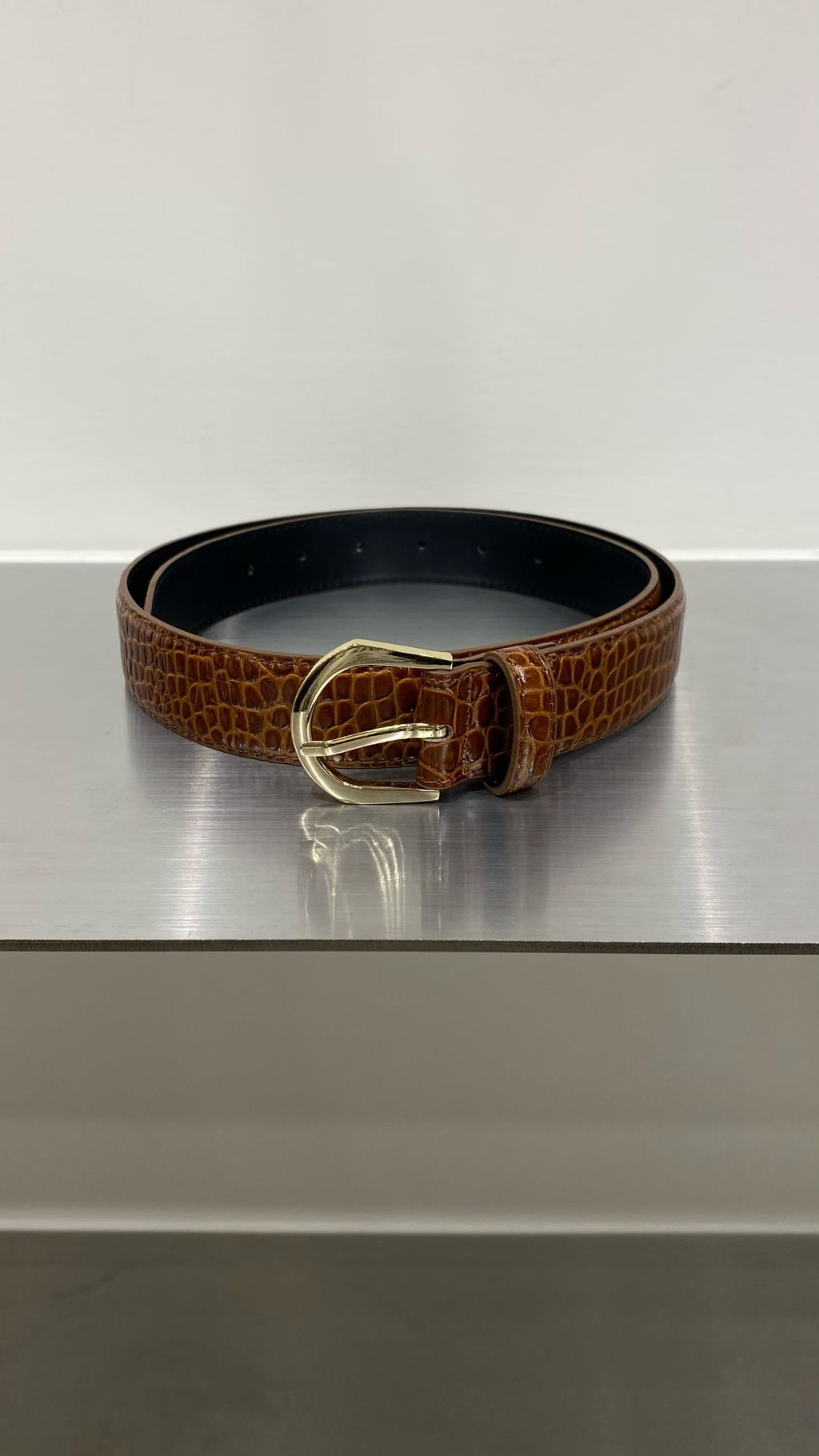 H69 Brown Croc-Embossed Belt with Gold Buckle｜啡色鱷魚紋金扣腰帶