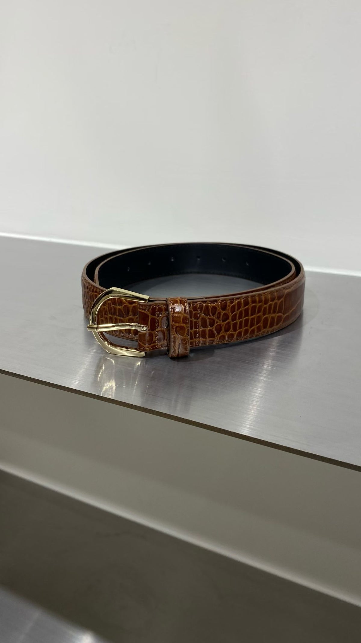 H69 Brown Croc-Embossed Belt with Gold Buckle｜啡色鱷魚紋金扣腰帶