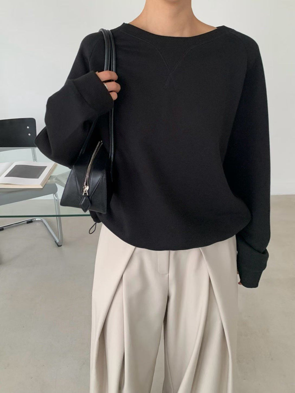 M35 Vpop Reglan Sweatshirt