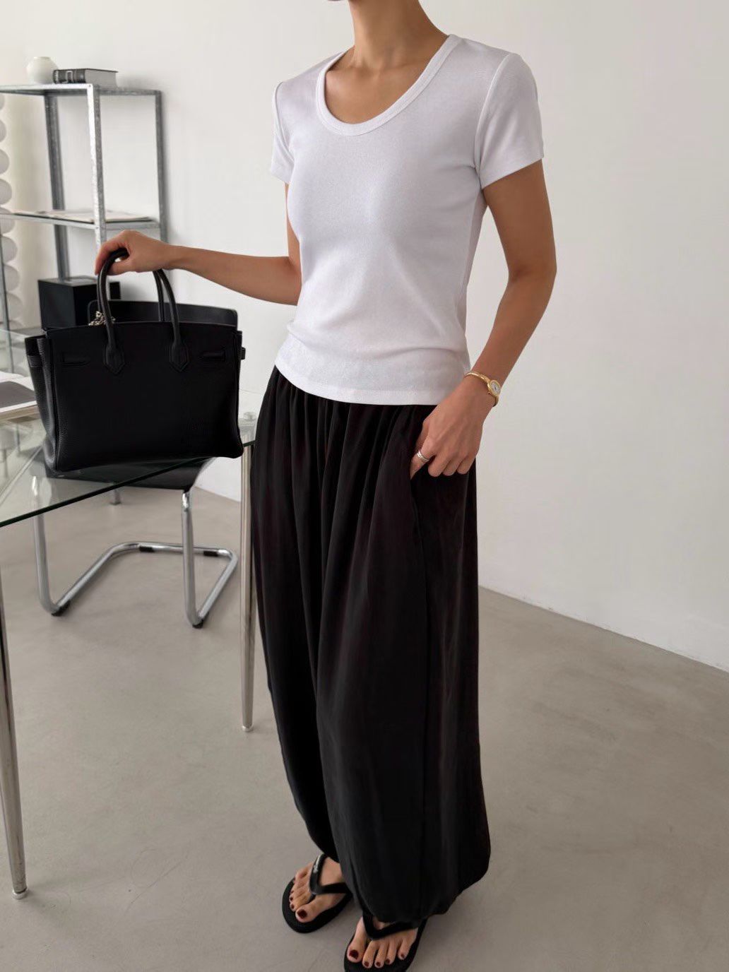 M02 slim u neck tee