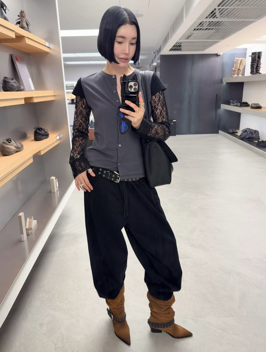 H55 triple layered cardi