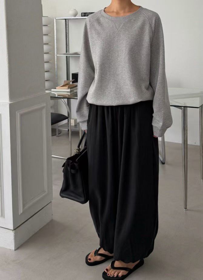 M35 Vpop Reglan Sweatshirt