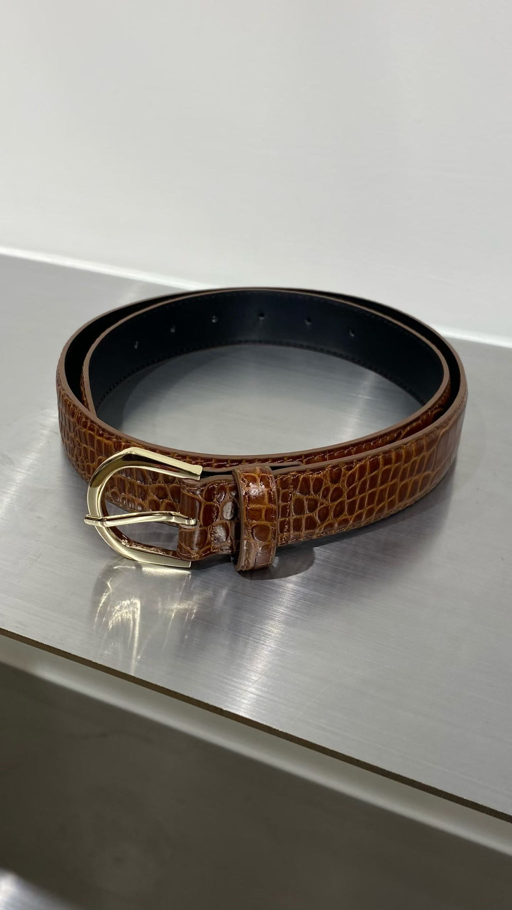 H69 Brown Croc-Embossed Belt with Gold Buckle｜啡色鱷魚紋金扣腰帶