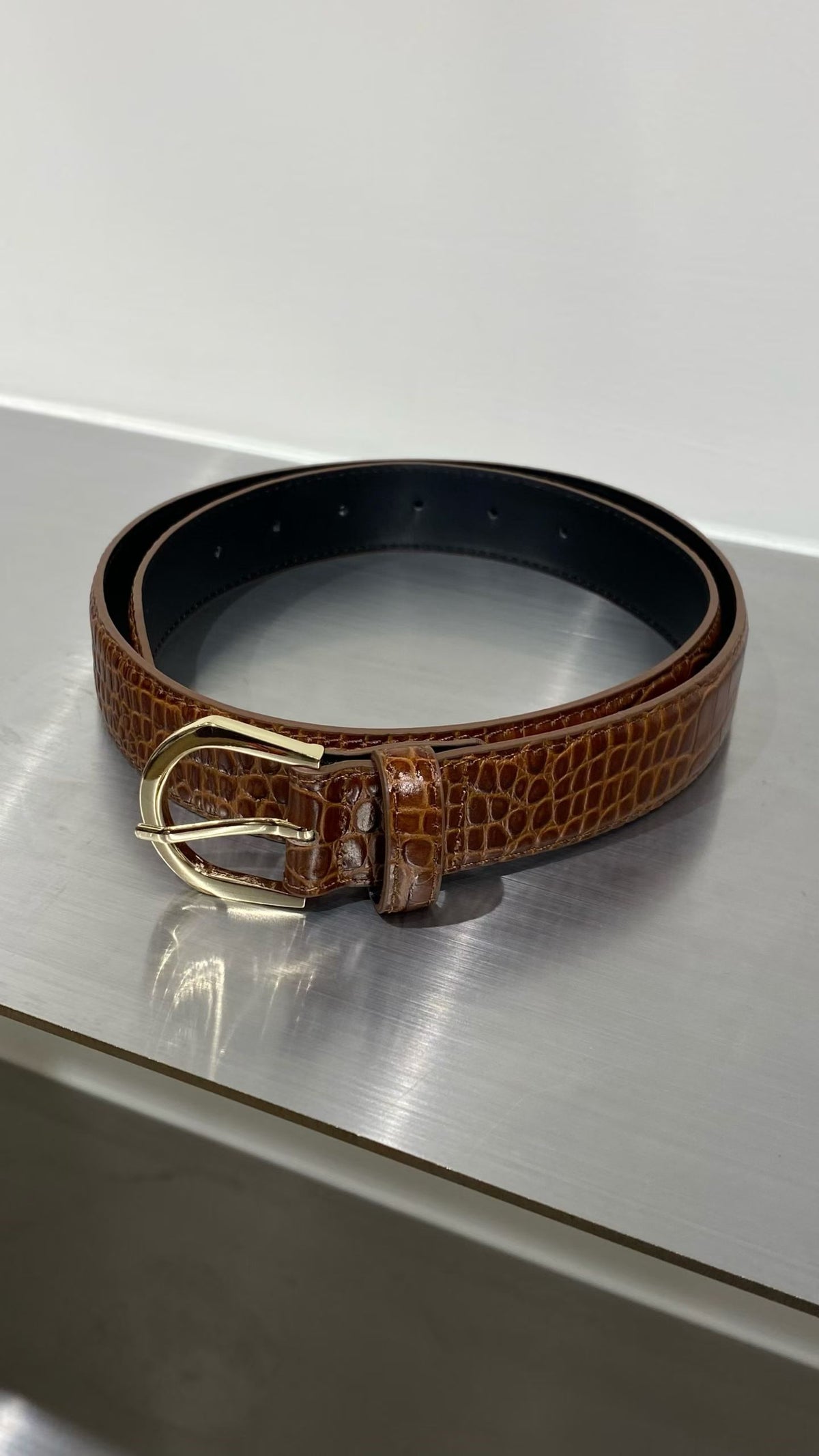 H69 Brown Croc-Embossed Belt with Gold Buckle｜啡色鱷魚紋金扣腰帶