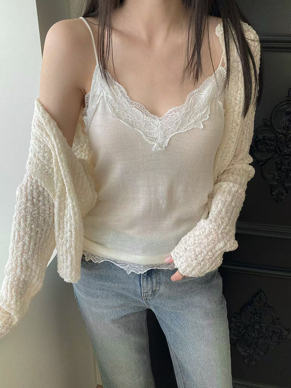 H46 knit lace vest