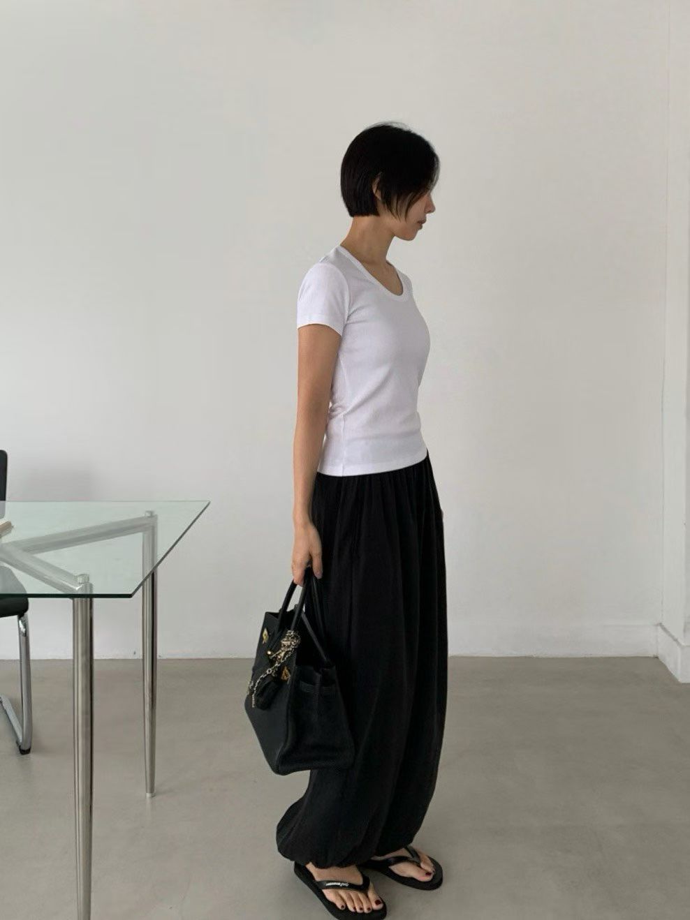 M02 slim u neck tee