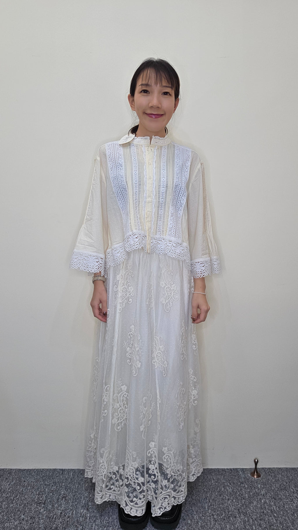 H49 romantic lace skirt