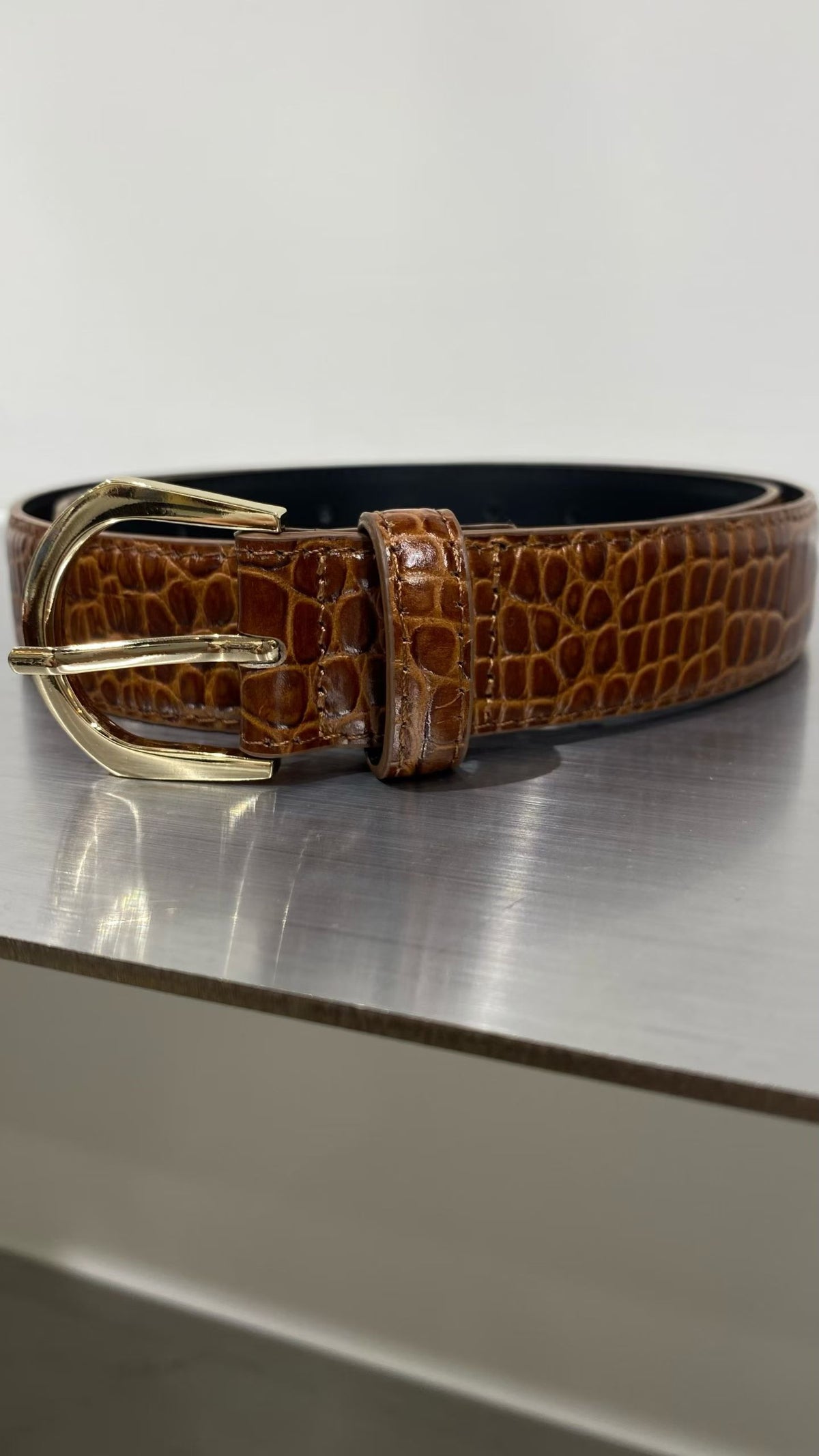 H69 Brown Croc-Embossed Belt with Gold Buckle｜啡色鱷魚紋金扣腰帶
