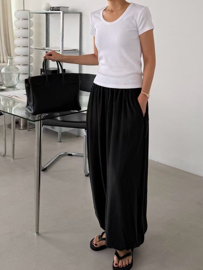 M02 slim u neck tee