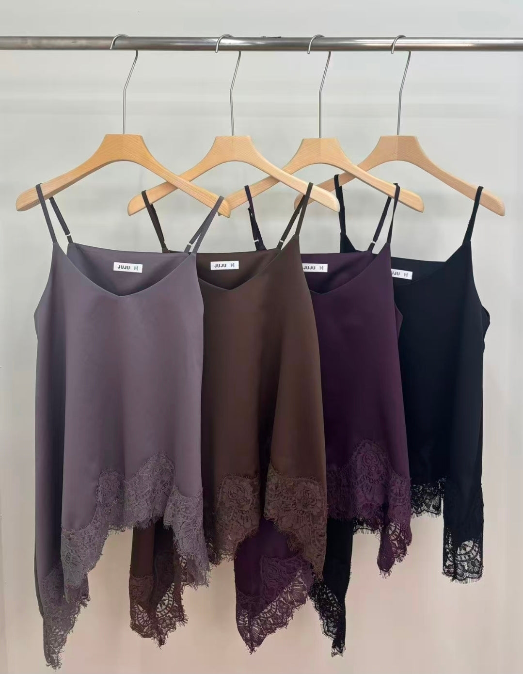 J02 satin vest