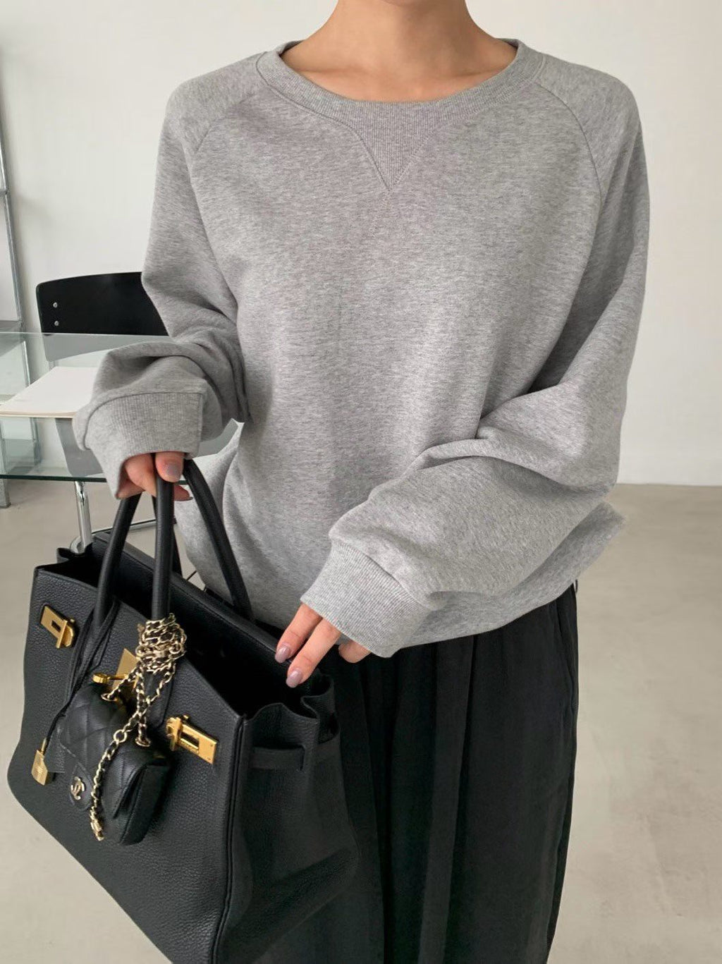 M35 Vpop Reglan Sweatshirt