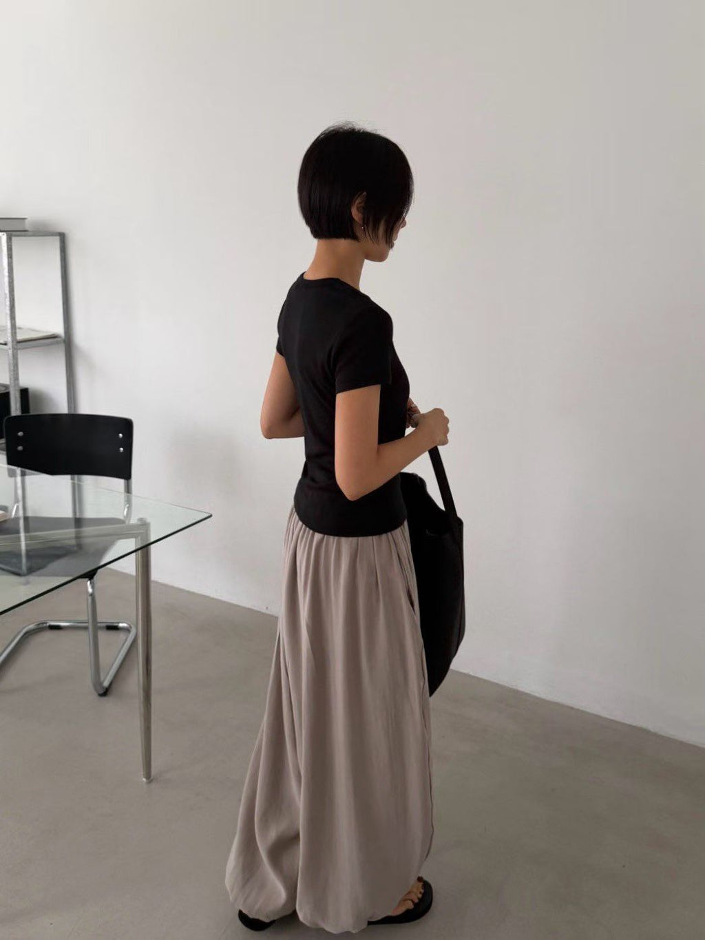 M02 slim u neck tee